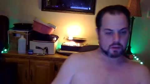 Moe online show from February 8, 3:21 am