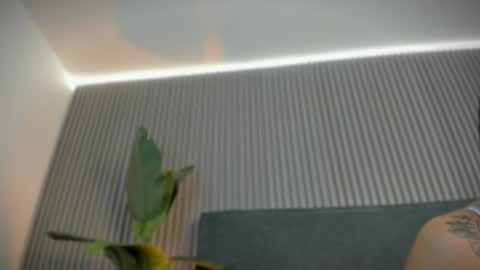 emelie_89 online show from April 9, 12:00 pm