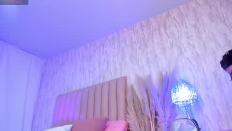 Emely Florence online show from June 11, 12:32 am