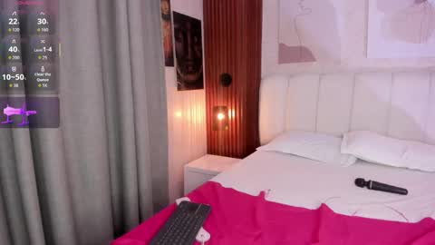 emely ross online show from September 30, 12:32 am