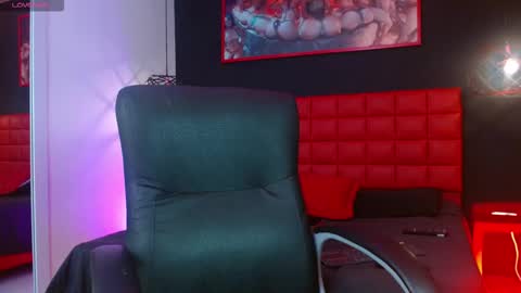 Danna online show from March 1, 4:06 am