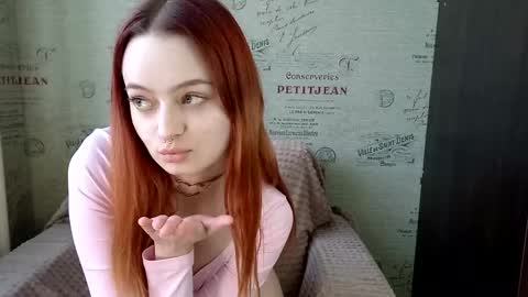 Emi online show from November 19, 11:31 am