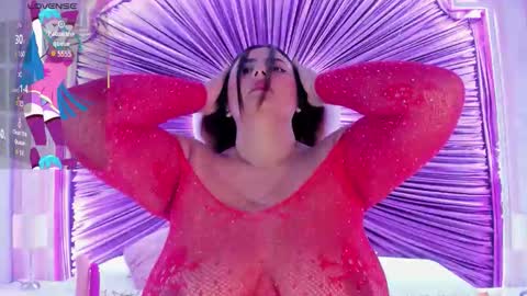 Emiily Grace online show from March 5, 11:52 am