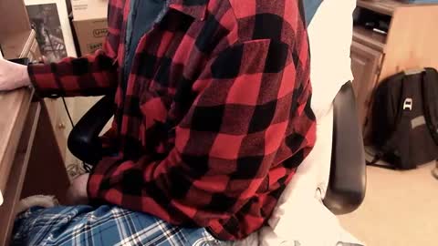 Snapshot of emil_karpo chatting on February 19, 6:10 pm Terrance1st online show from February 19, 6:10 pm