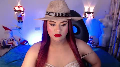 Emili roux online show from December 17, 12:23 pm