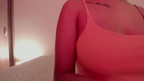 Emilia Big Boobs online show from January 19, 4:04 pm