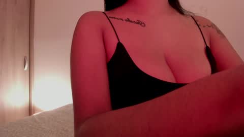 Emilia Big Boobs online show from January 21, 1:32 pm