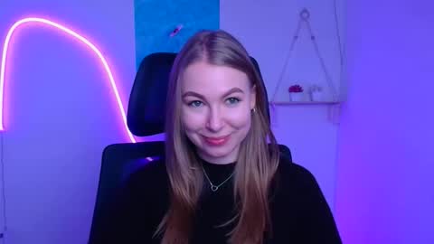 Emilia online show from December 23, 6:41 am