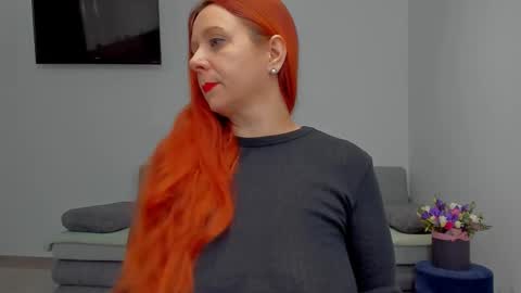 Emiliana online show from February 24, 12:52 pm