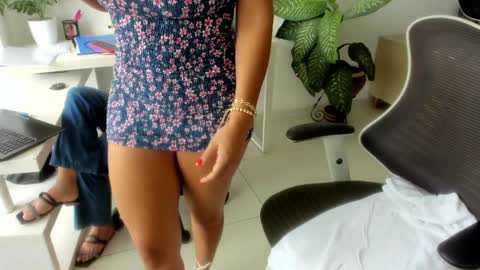 Emilly  online show from February 25, 3:15 pm