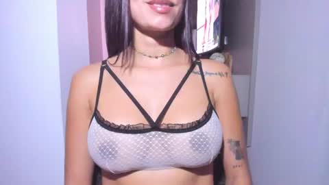 emilly online show from June 20, 2:18 am