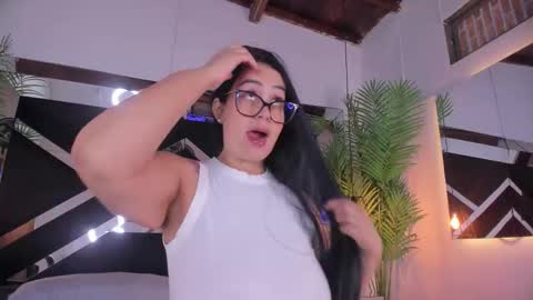 Emily  online show from March 25, 11:06 am