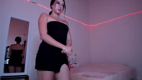 Emily  online show from June 21, 7:15 am