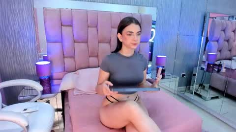 Emily online show from April 21, 11:39 am