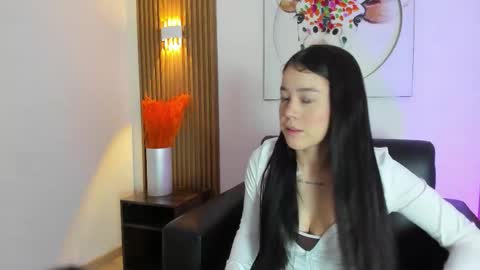 emily_frostt online show from March 26, 11:48 am