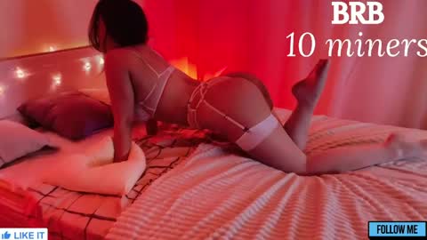 EMILY online show from April 14, 2:26 am