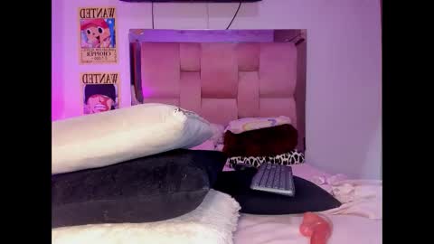 emily lady20  Independient modelIndependiente online show from November 9, 5:55 am