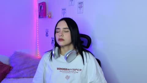 Emily Lindey online show from March 7, 5:51 am