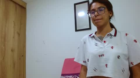 Emily online show from June 9, 1:39 am