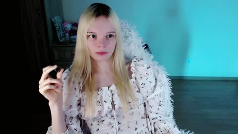 Lia online show from February 7, 2:47 pm