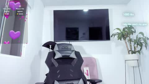 emily_palmeer online show from November 13, 10:29 am