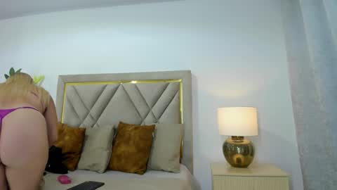 Emily online show from March 23, 7:08 pm