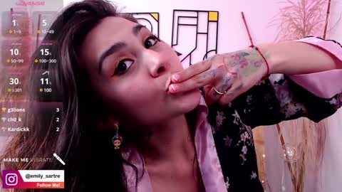 Emilly online show from December 3, 7:49 am