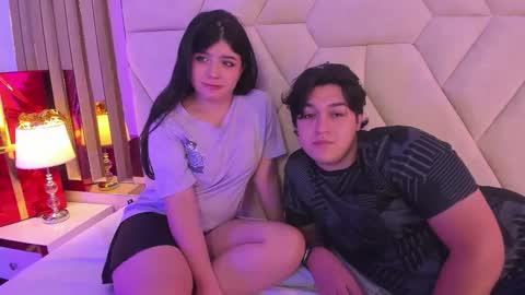 Amily  Andrew online show from December 15, 4:52 am