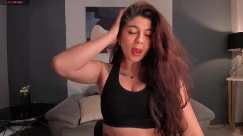 Emily Armstrong online show from January 20, 12:18 pm