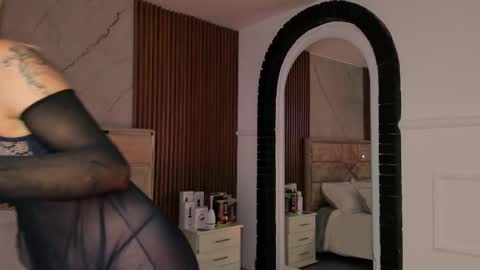 Emily Hendrix online show from February 14, 8:21 am