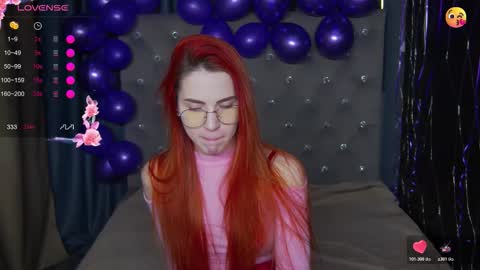 EmilyKents online show from November 17, 2:14 am