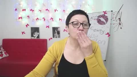 Emily online show from March 9, 2:38 am