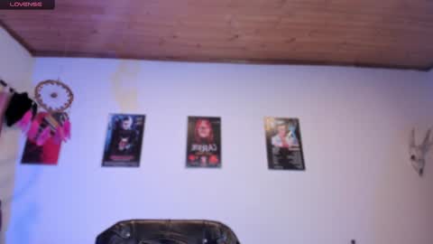  Emily Support me to have 100 likes plx online show from February 1, 7:55 pm