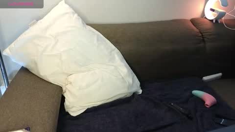 Emily wish-list  online show from October 18, 8:40 am