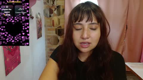 Snapshot of emitaa17228 chatting on February 3, 9:29 pm emma online show from February 3, 9:29 pm