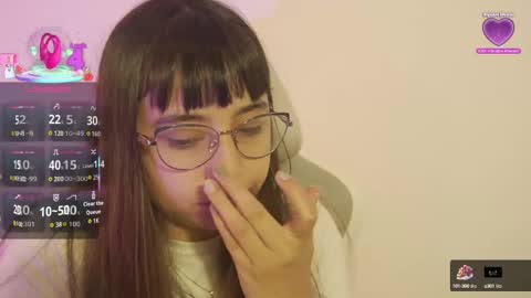 Snapshot of emitaa17228 chatting on October 2, 7:23 pm emma online show from October 2, 7:23 pm