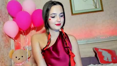 Emma online show from February 14, 2:12 pm