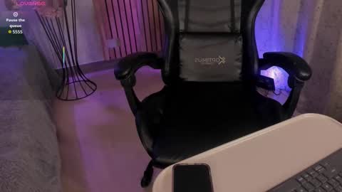   online show from November 21, 10:41 pm