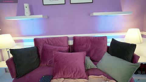 emma__walkerr_ online show from March 4, 1:12 am