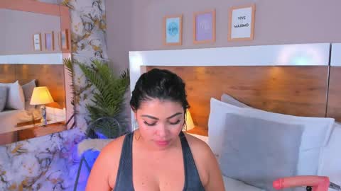 Emma  online show from March 7, 12:05 pm