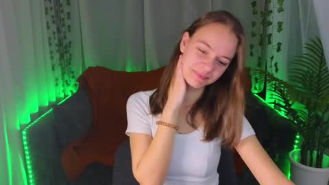 emma_chaser online show from December 16, 1:35 am