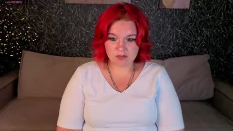 Emma Davise online show from July 13, 1:09 am