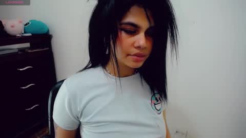 emma online show from November 30, 12:50 am