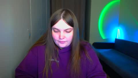 Snapshot of emma_dorn chatting on October 19, 4:28 am Eva online show from October 19, 4:28 am
