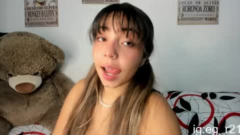 emma_grayys online show from April 16, 5:40 am