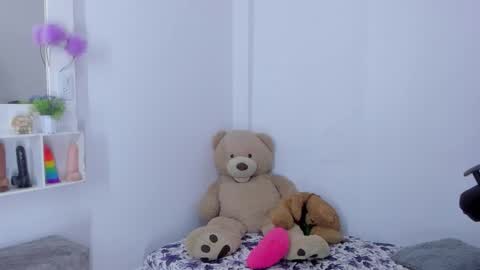 whises lits        online show from October 10, 12:11 pm