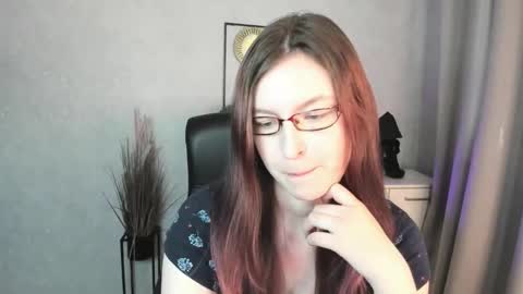 emma online show from May 13, 6:23 am