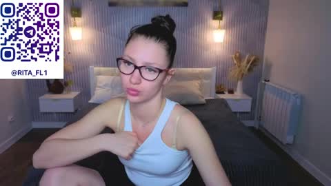Emma Myer online show from April 29, 2:38 am