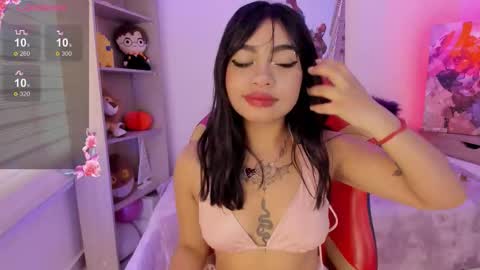 EMMA  online show from December 14, 2:23 pm