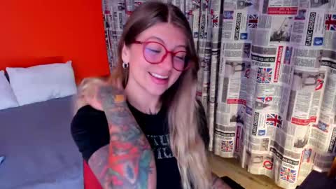 Ema .l. online show from October 1, 11:36 pm